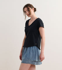 Sadie V-Neck Tee - Black | Hatley US Women